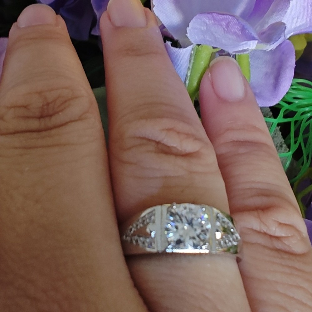 Ring Round Cut Center Stone Geometric Pavé‎ Accents Silver Tone Statement